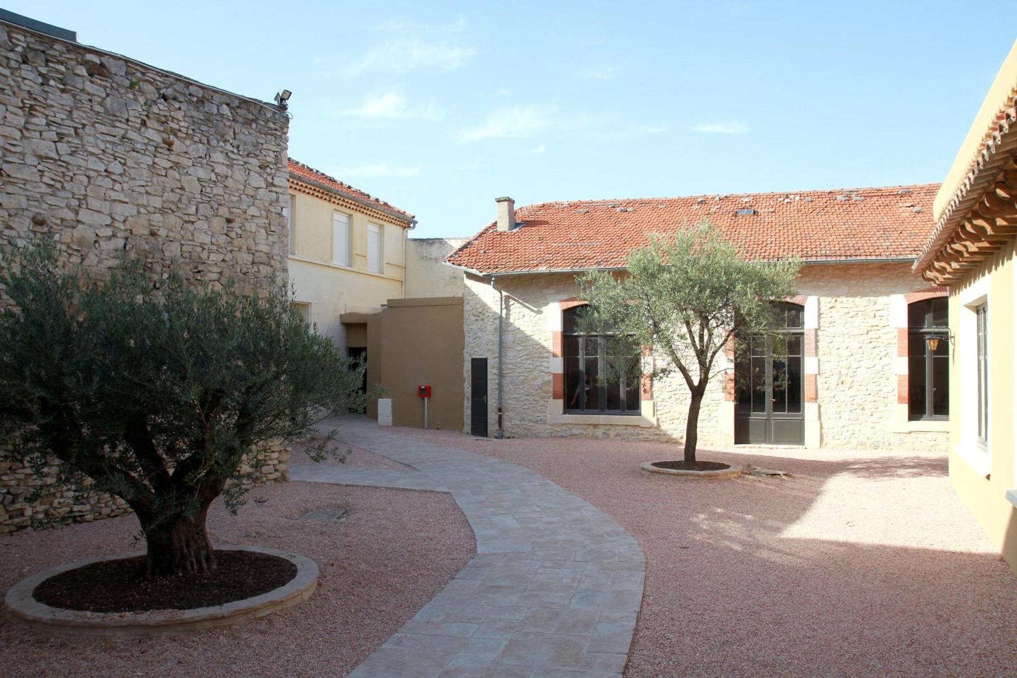 Logis Hotel Le Clos Des Oliviers Bourg-Saint-Andeol Luaran gambar